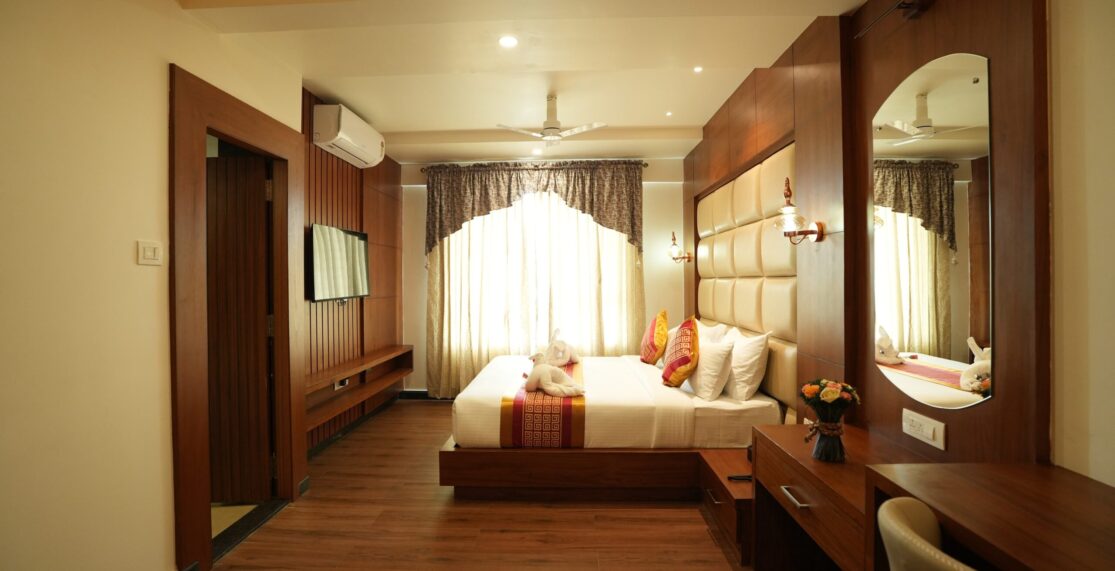 Room Full Width 36 DSC06049 scaled