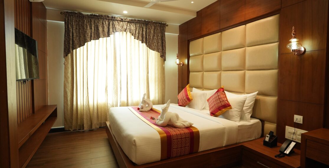 Room Full Width 34 DSC06054 scaled