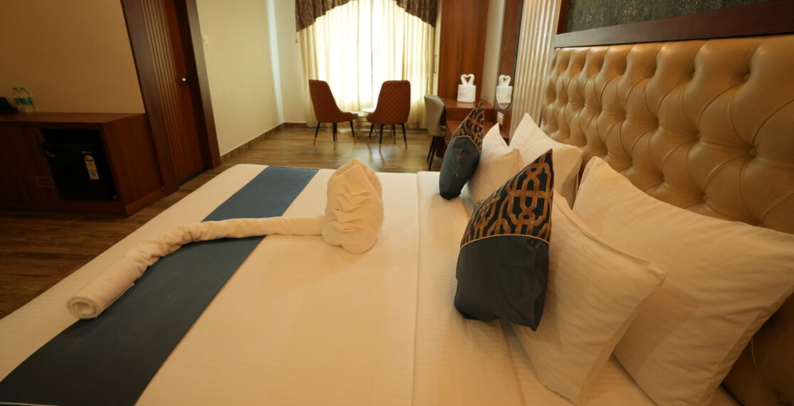 Room Full Width 22 DSC07784