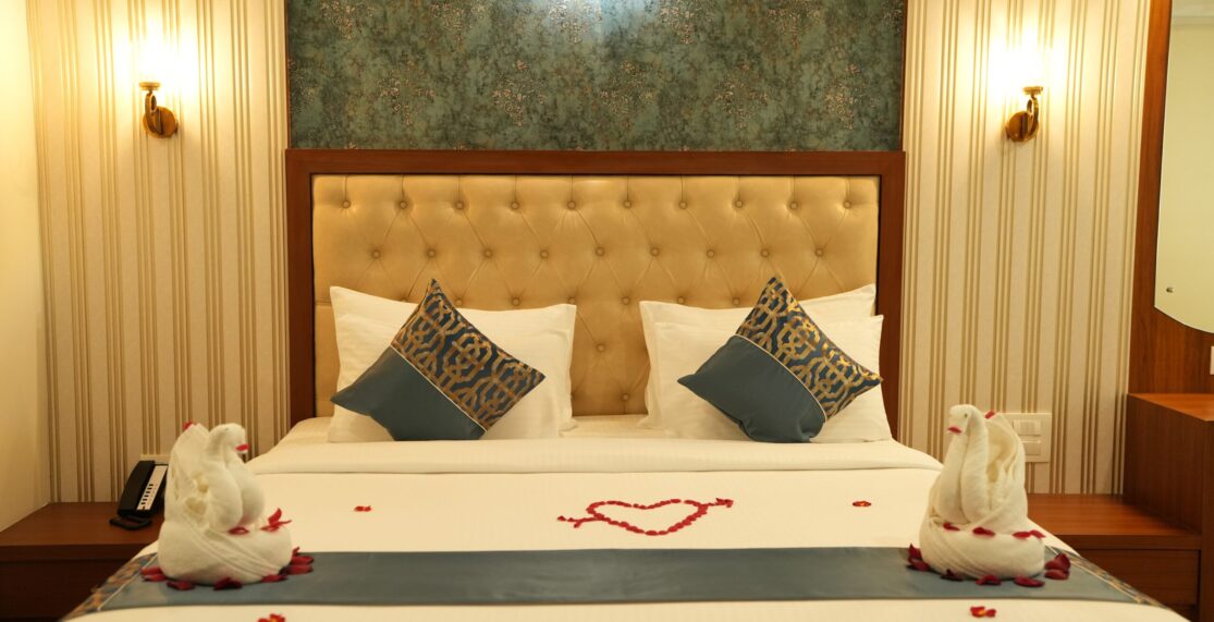 Room Full Width 32 DSC07836 scaled