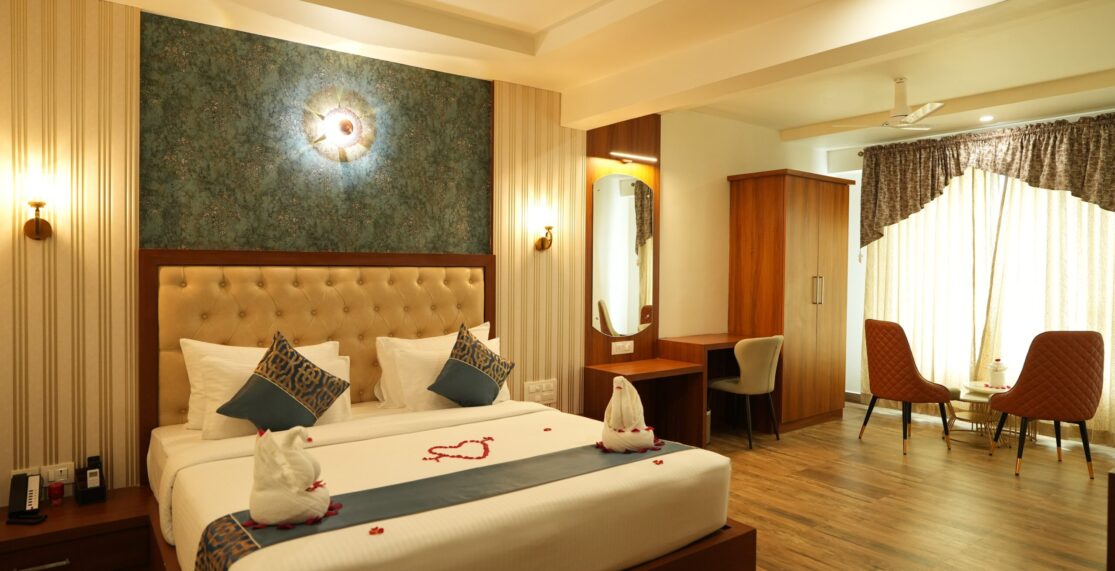 Room Full Width 24 DSC07839 scaled