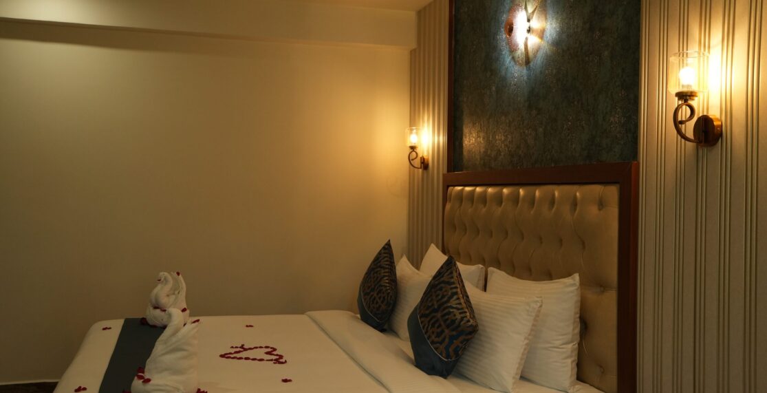 Room Full Width 29 DSC07880 scaled